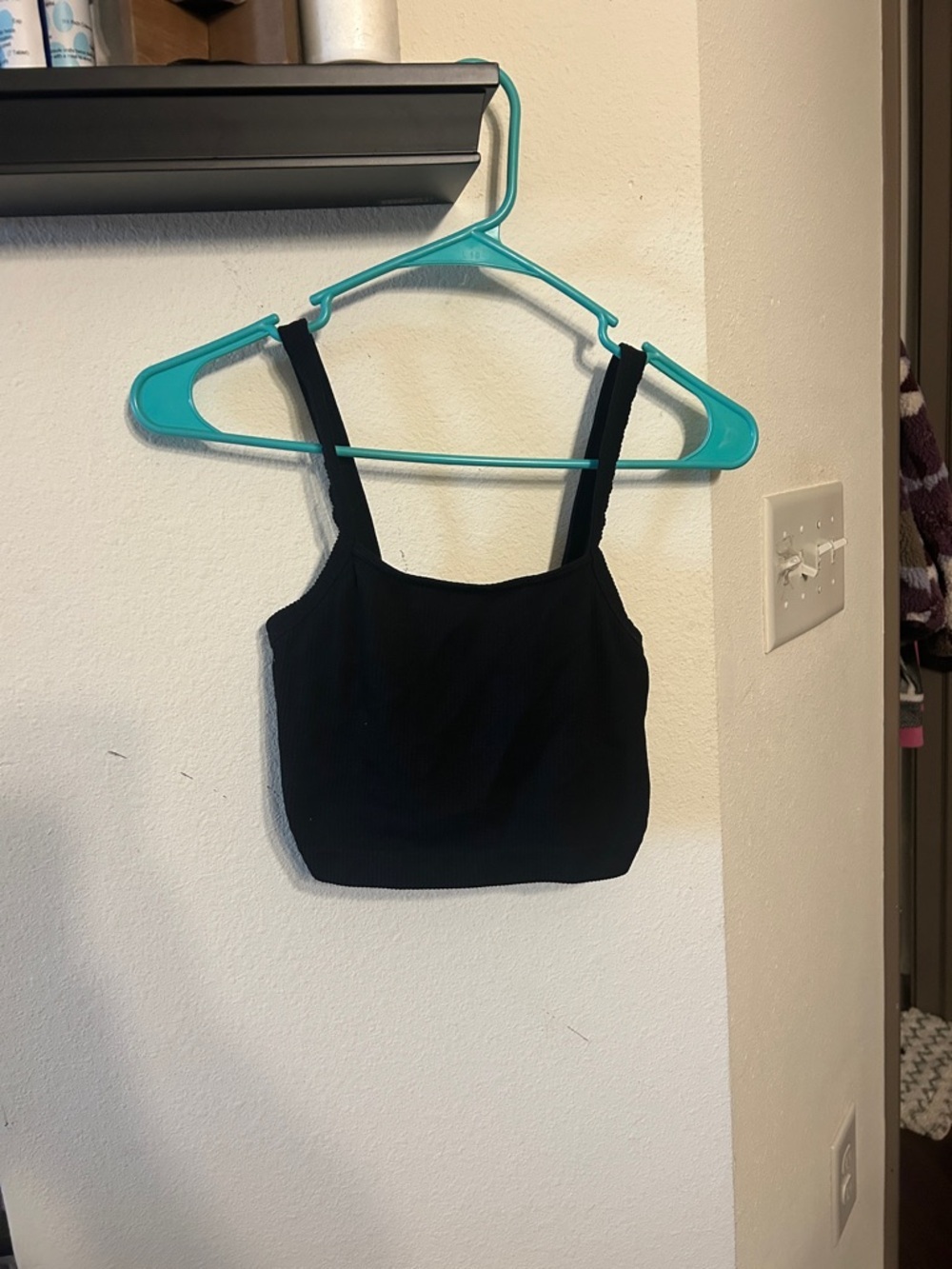 Colsie Black Ribbed Square-Neck Crop Camisole